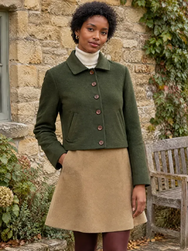Dovecote Pleat-Back Jacket